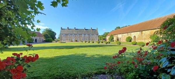 Gite pour 12  in Millières